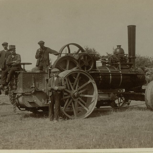 Orchard-traction-engine-Woodwells